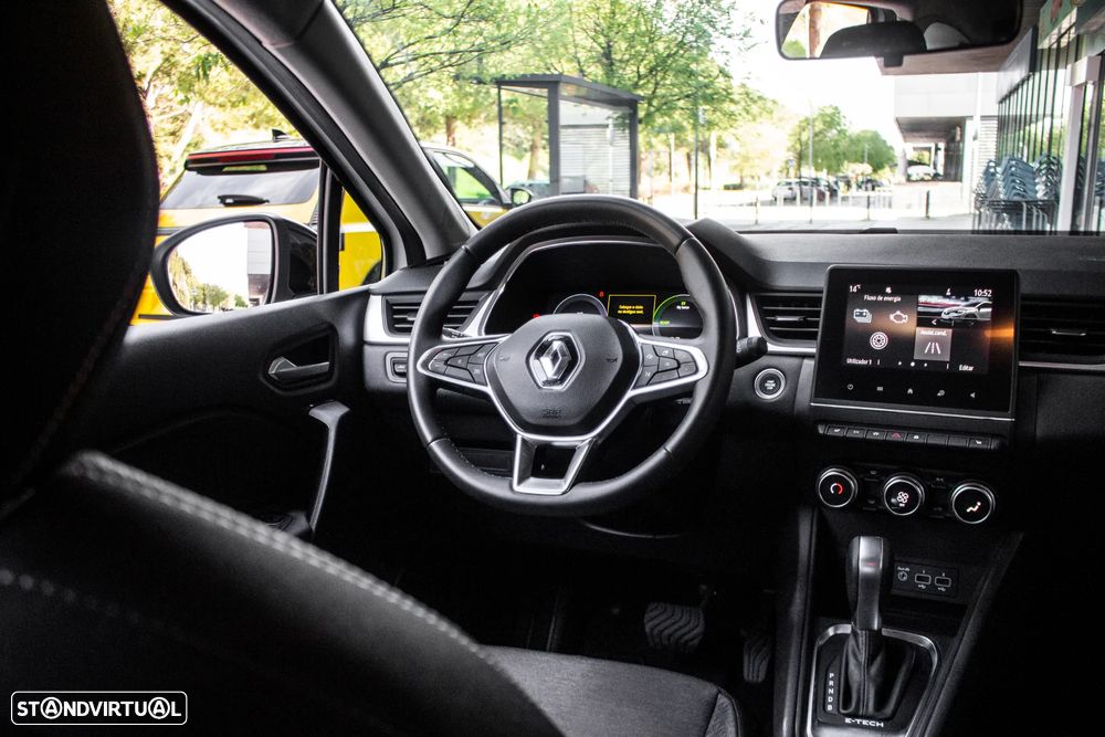 Renault Captur E-TECH 160 INTENS - 32