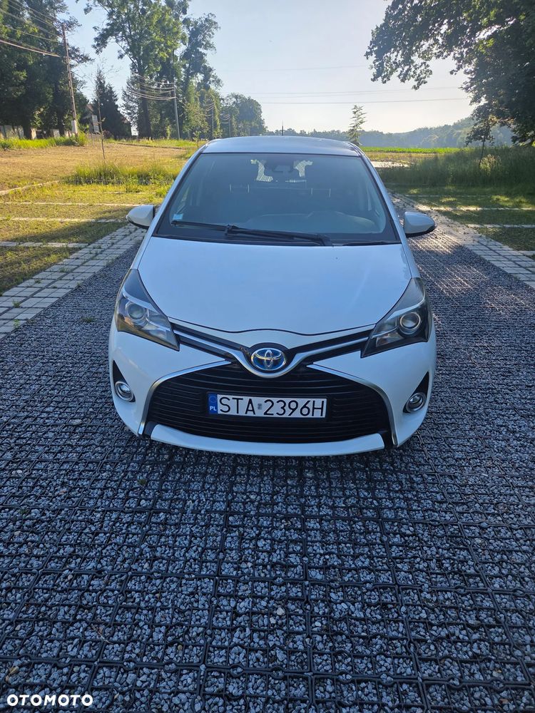 Toyota Yaris Hybrid 100 Premium EU6 - 2