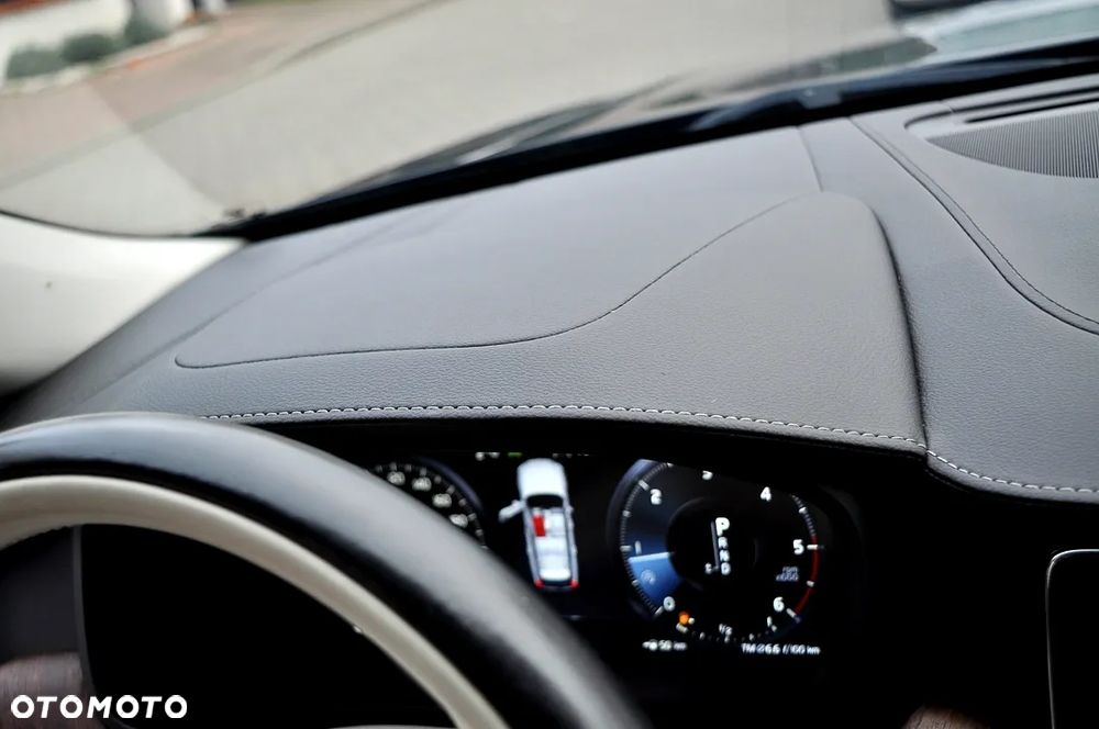 Volvo V90 D4 Geartronic Inscription - 18