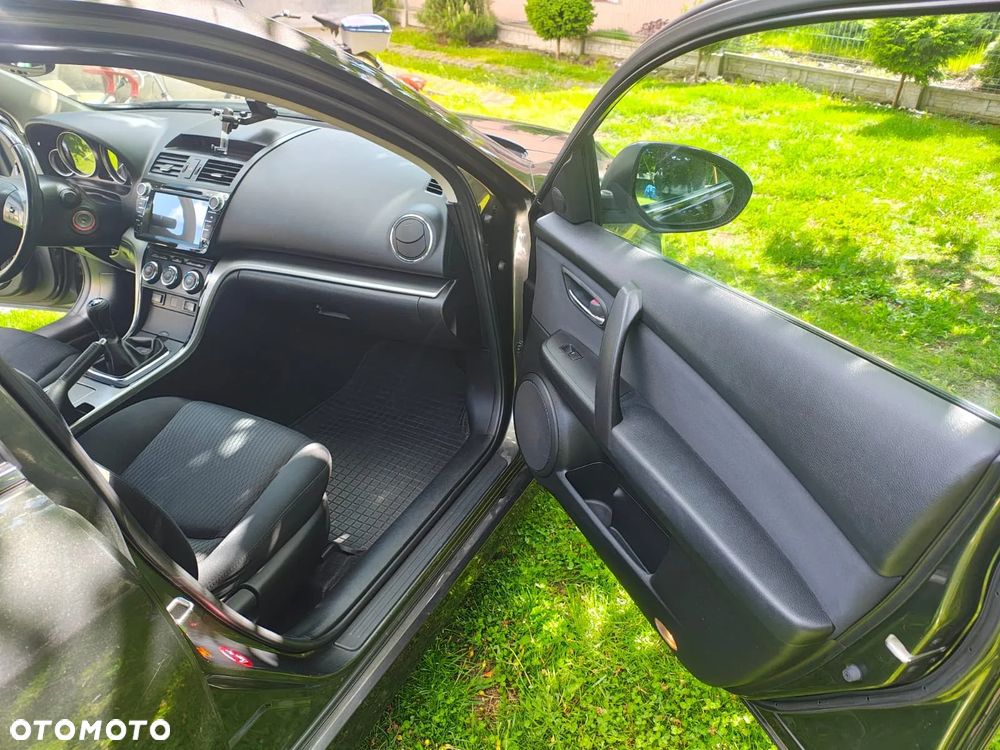 Mazda 6 2.0 Exclusive + - 8