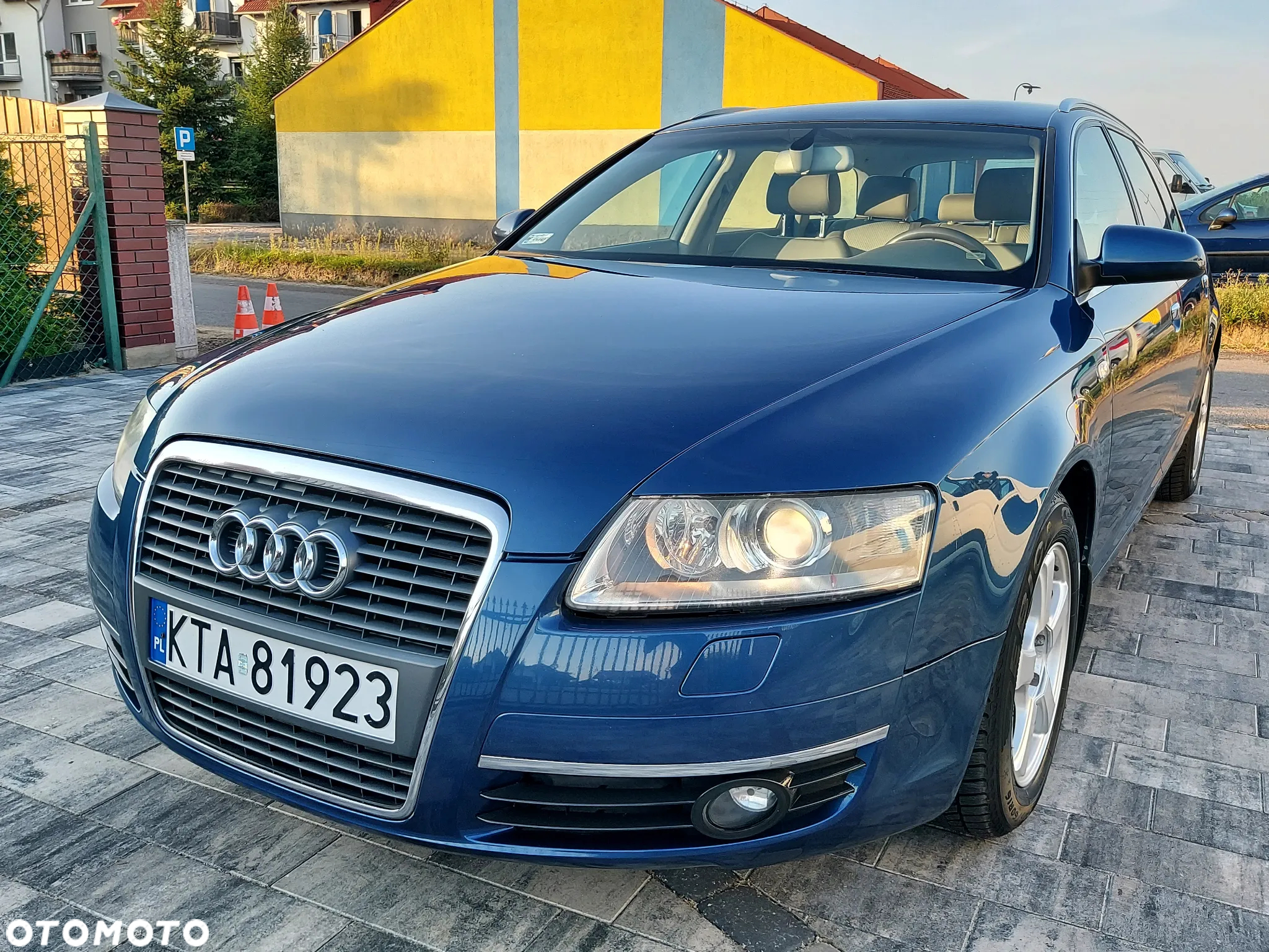 Audi A6 2.0T FSI - 11