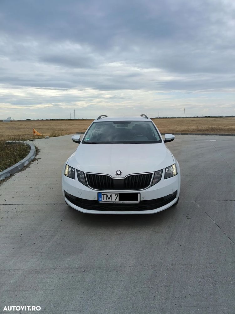 Skoda Octavia Combi Diesel 2.0 TDI DSG Style - 3