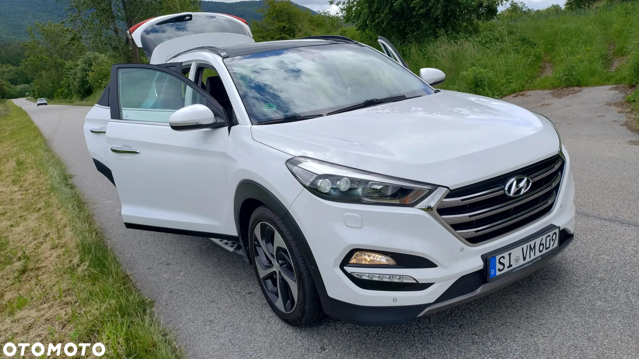 Hyundai Tucson 2.0 CRDi 4WD Automatik 25 Jahre - 4