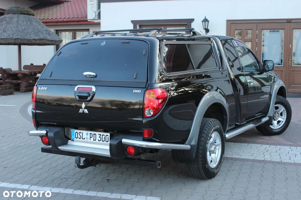 Mitsubishi L200 Pick Up 4x4 Intense Club Cab - 3