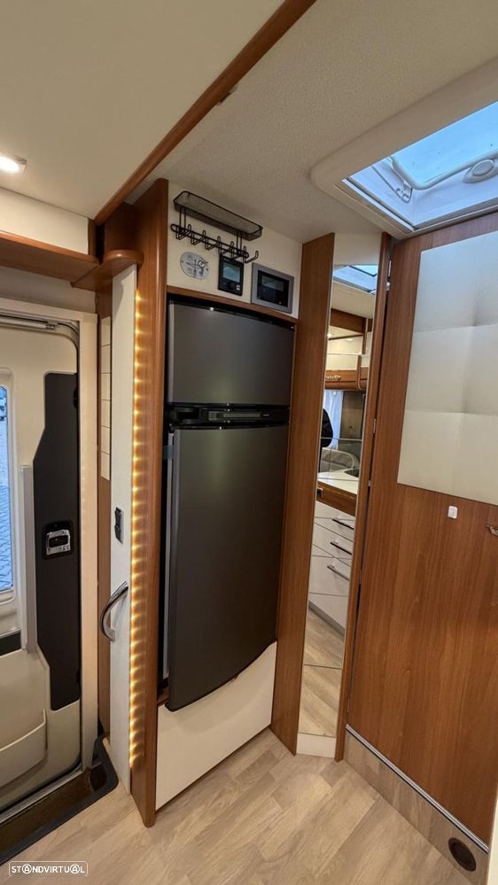 Fleurette Magister 74 LMF c.central e basculante - 47