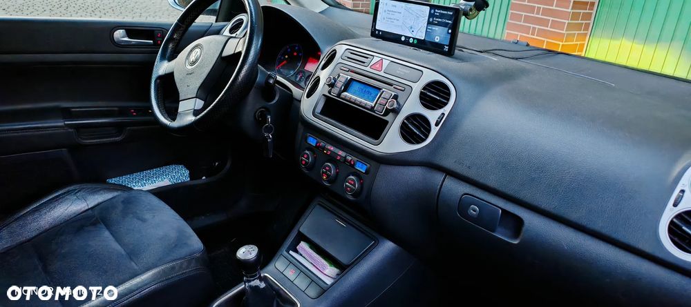 Volkswagen Golf Plus 1.9 TDI Cross - 18