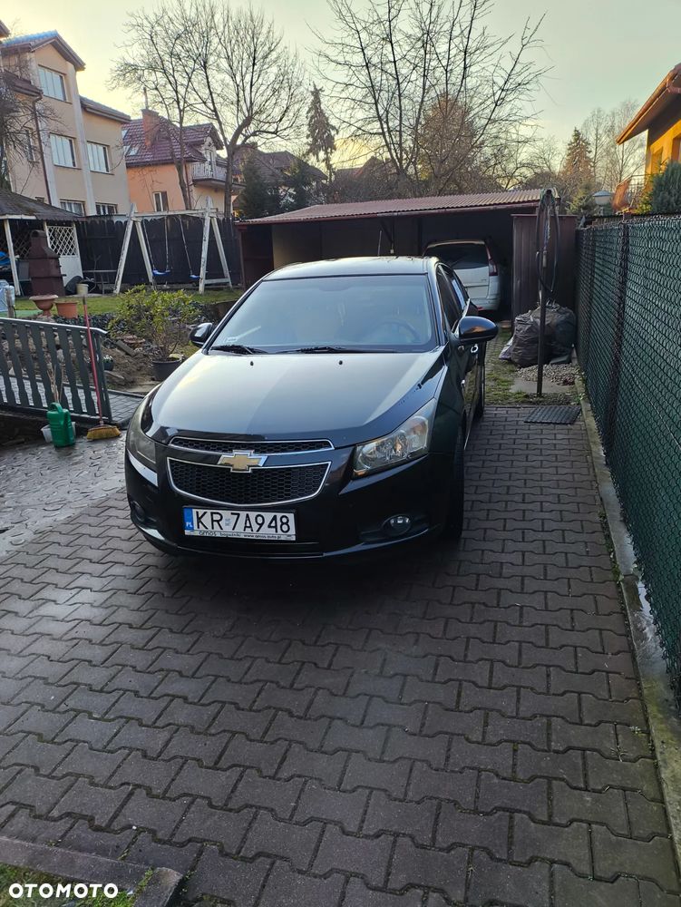 Chevrolet Cruze 1.6 LS - 2