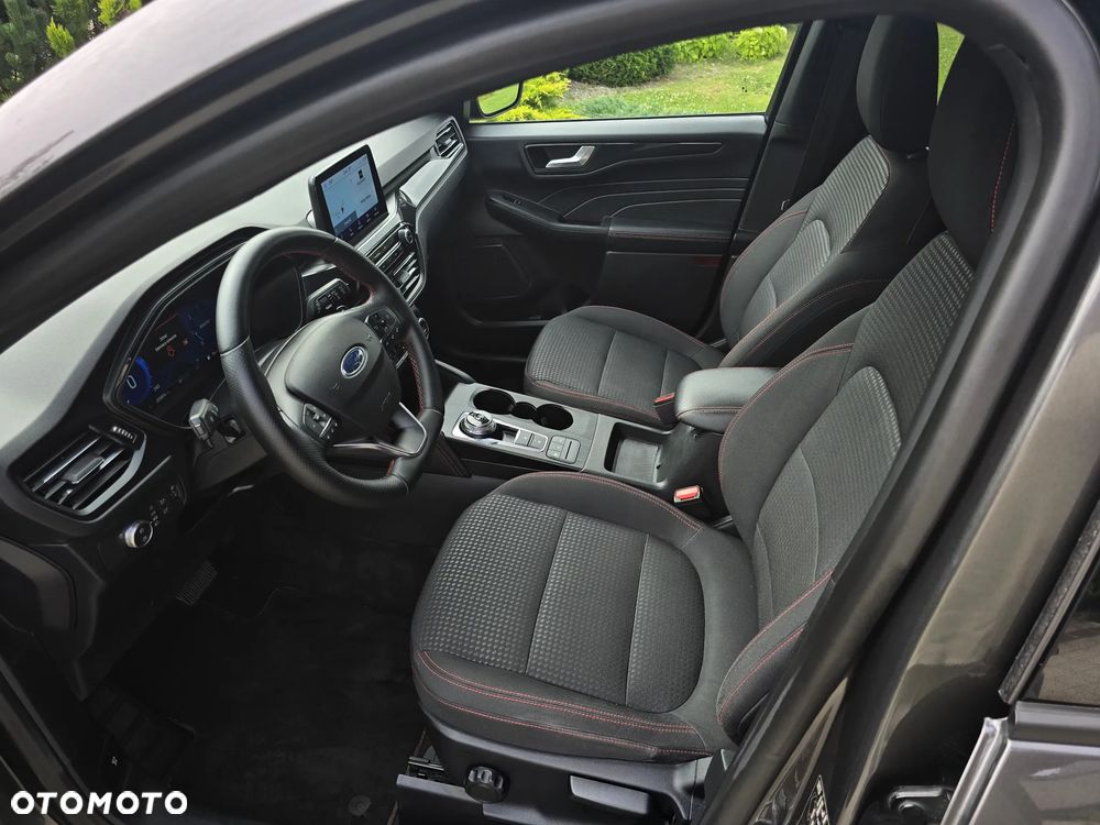 Ford Kuga 2.0 TDCi 4x4 ST-Line - 15