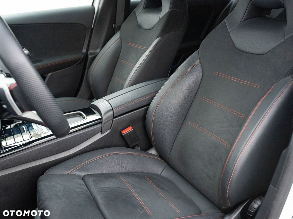 Mercedes-Benz Klasa A 200 AMG Line 7G-DCT - 13