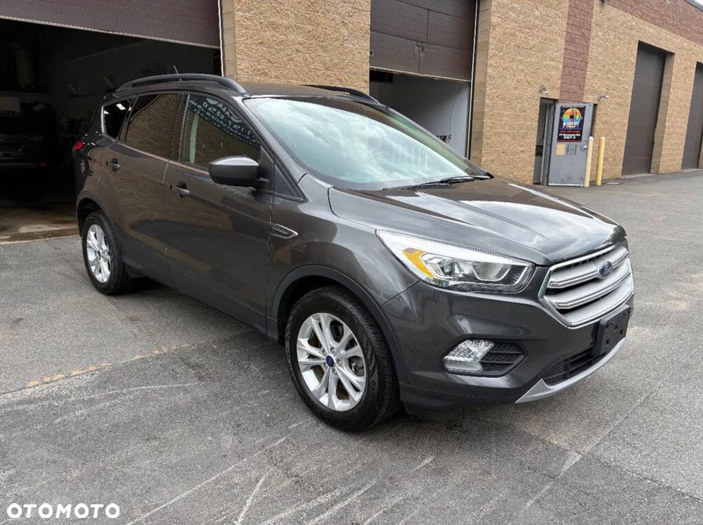 Ford Kuga 1.5 EcoBoost AWD Titanium ASS - 1