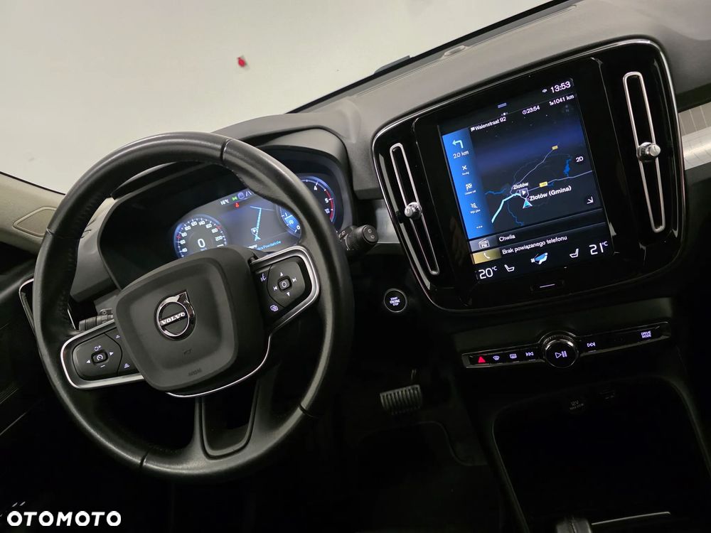 Volvo XC 40 D3 SCR R-Design - 8