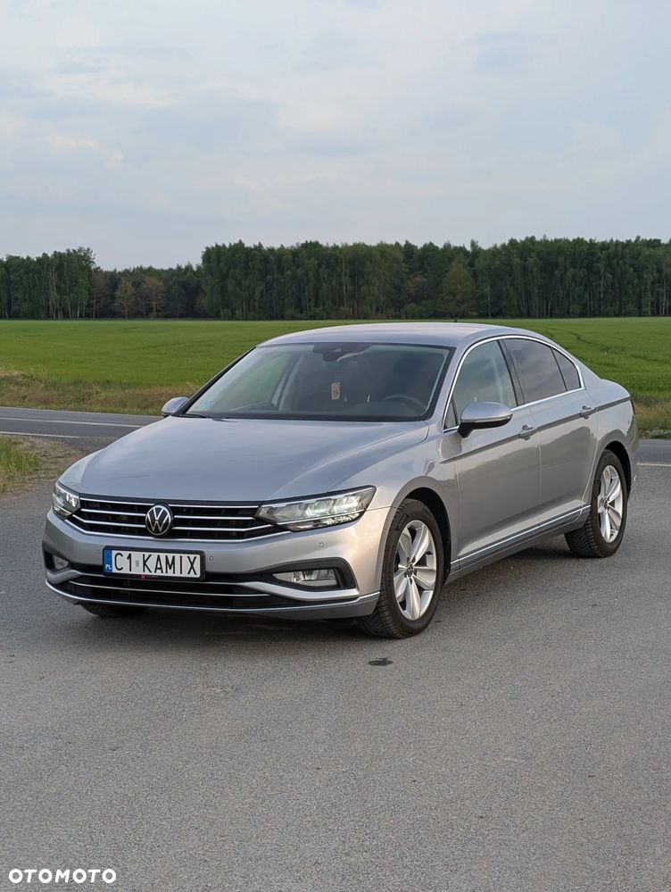 Volkswagen Passat 1.5 TSI EVO Elegance DSG - 2