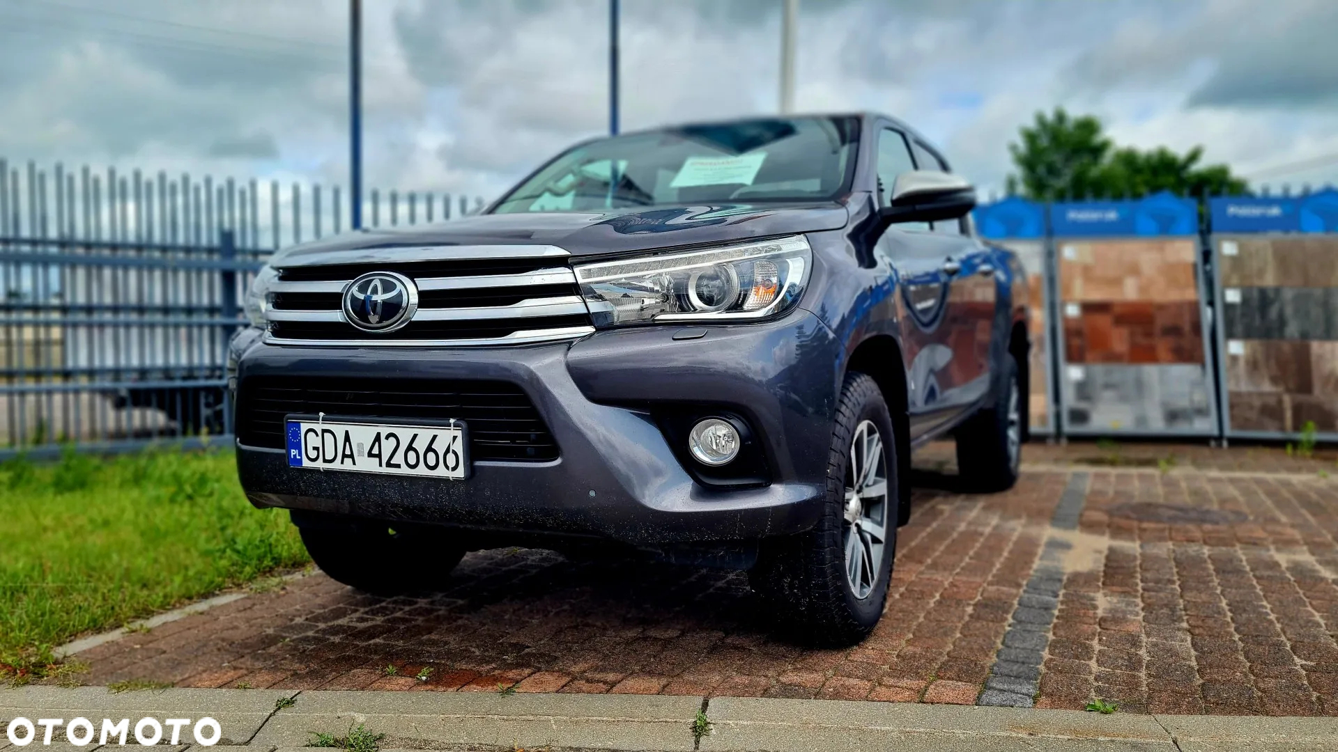 Toyota Hilux 2.4 D-4D Double Cab SR5 4x4 - 13
