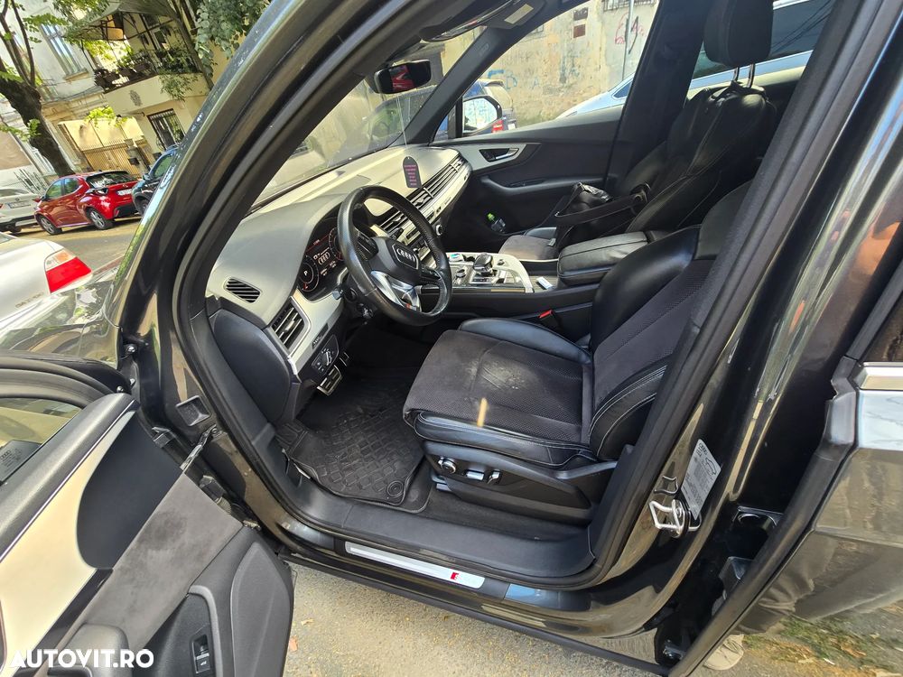 Audi Q7 - 4