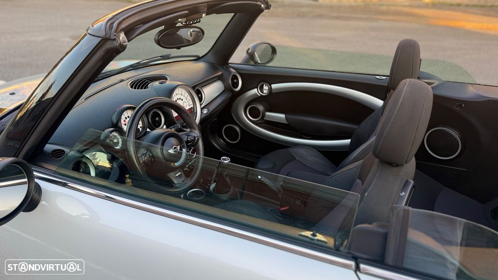 MINI Cabrio Cooper D - 10