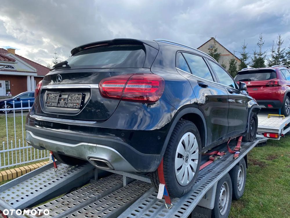 Mercedes-Benz GLA 250 4-Matic AMG Line - 4