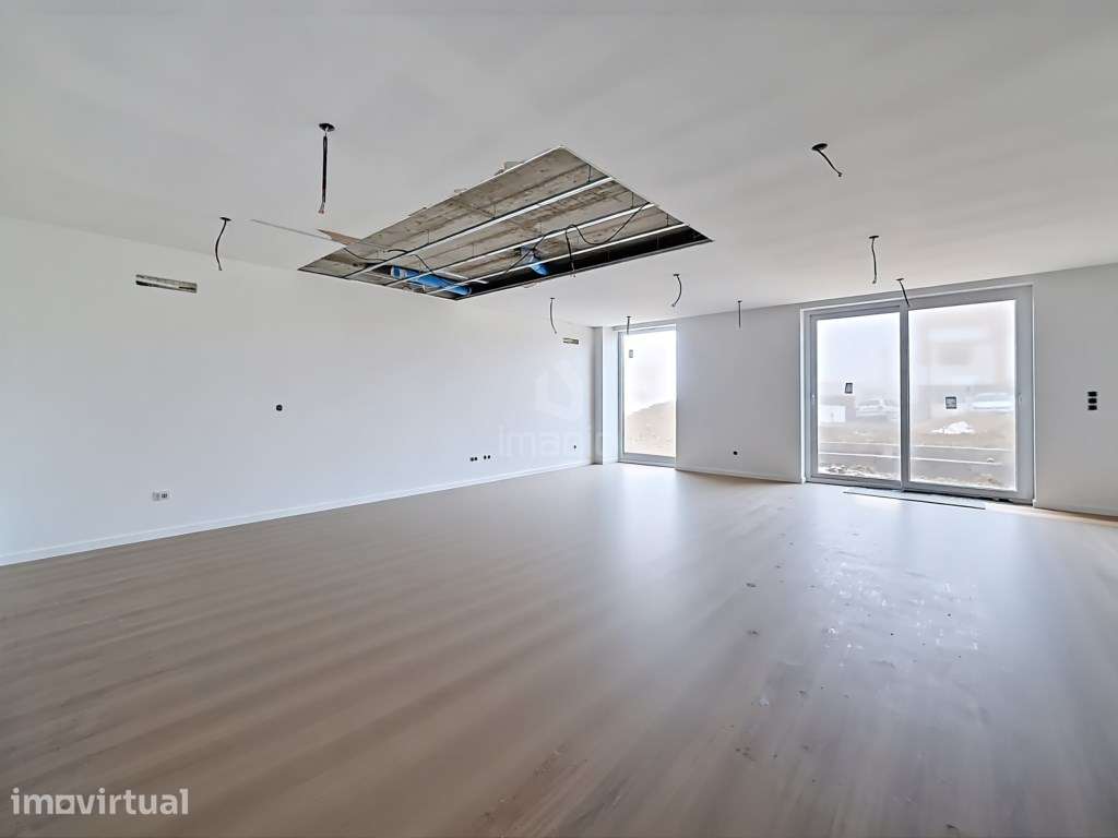Moradia T4 nova com piscina e de Design moderno, em Mafra. - Grande imagem: 5/29