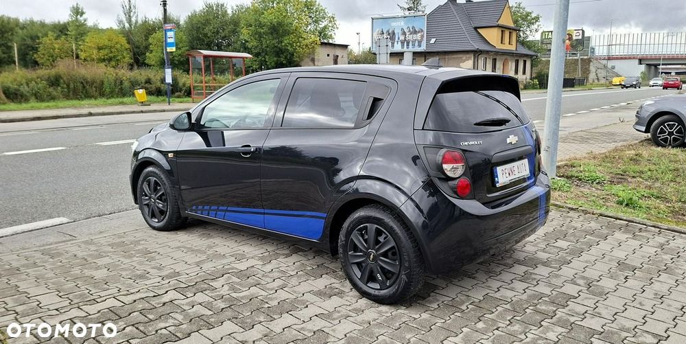 Chevrolet Aveo - 3