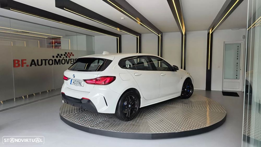 BMW 116 d Pack M - 4