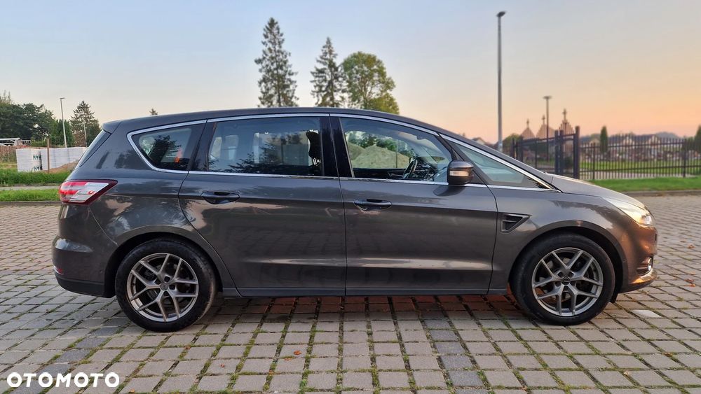 Ford S-Max - 7