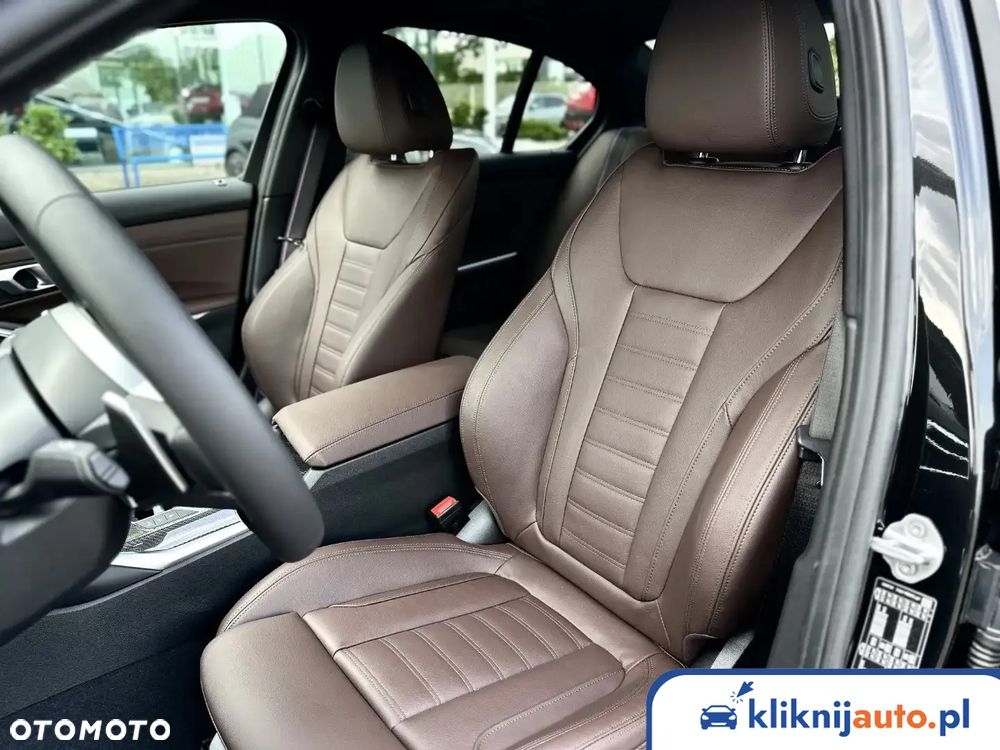BMW Seria 3 330i xDrive M Sport sport - 9