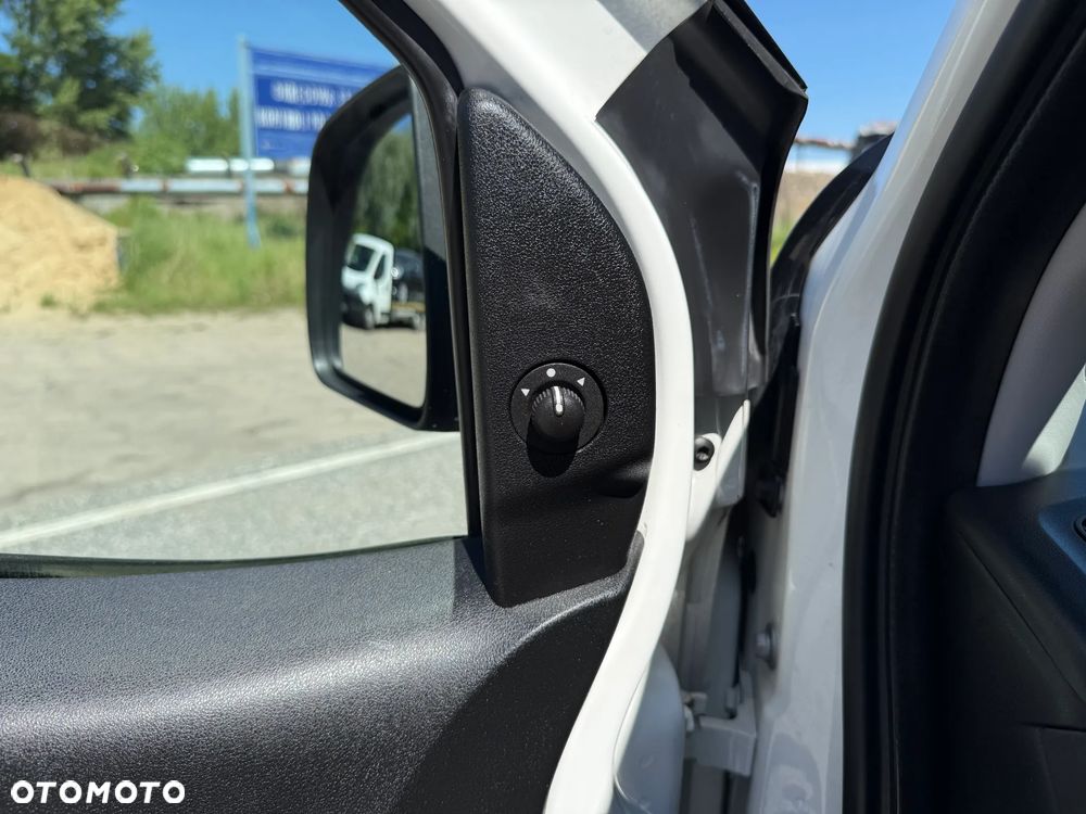 Fiat Doblo 1.4 16V Active - 21