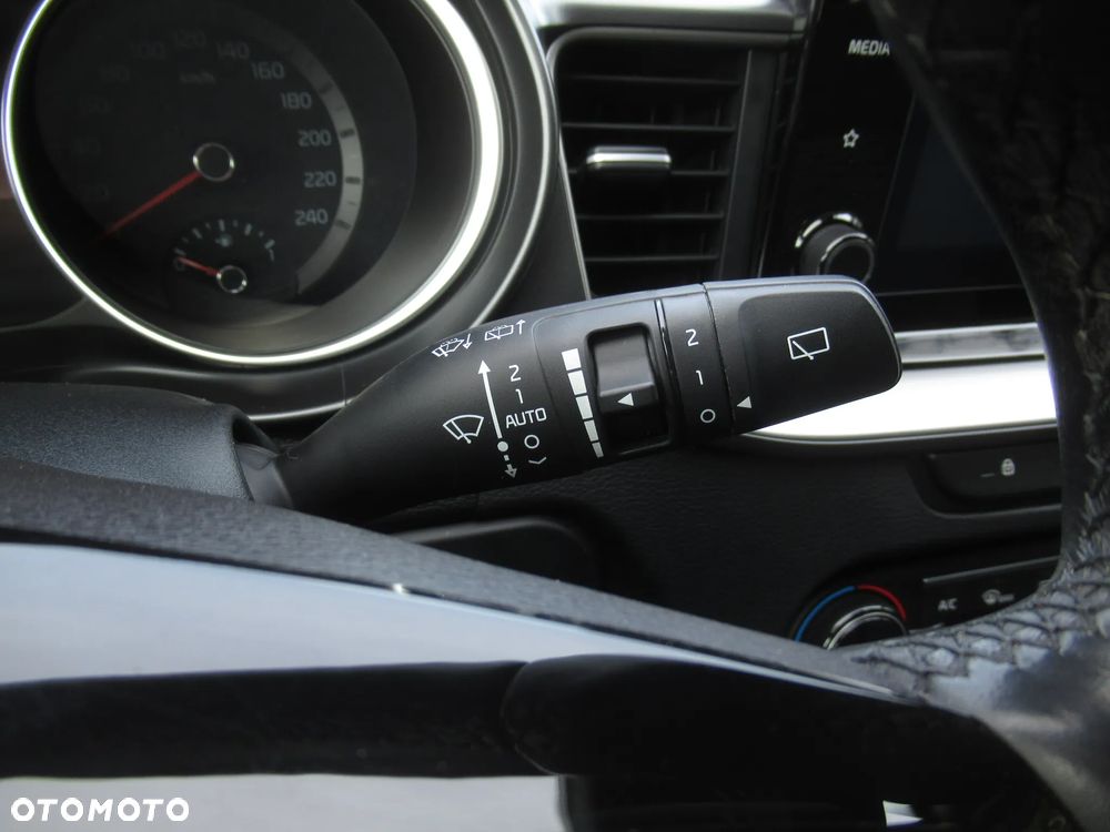 Kia Ceed 1.5 T-GDI M - 15