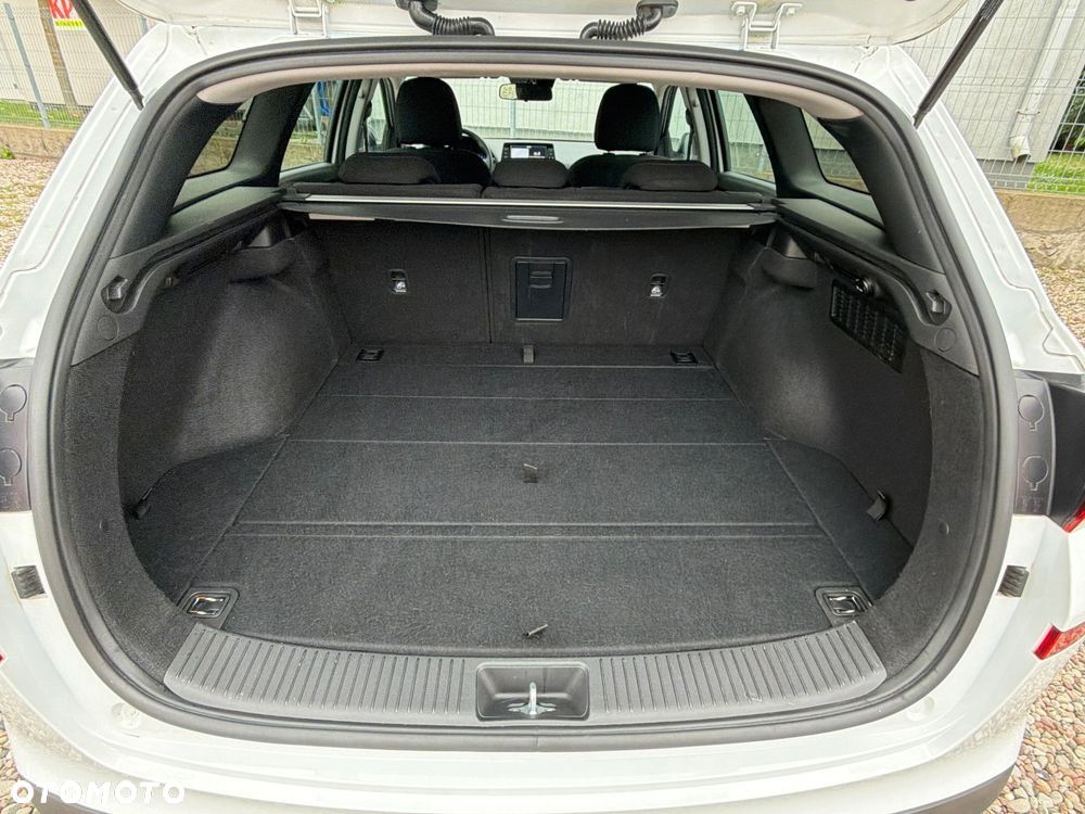 Hyundai i30 1.6 CRDI DCT EDITION 30 - 35