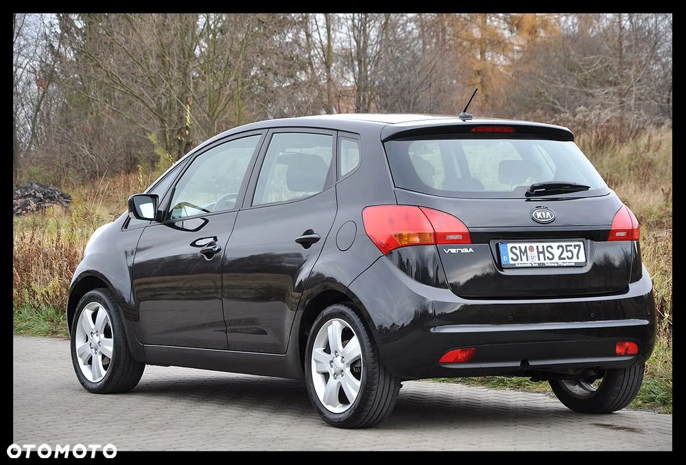 Kia Venga 1.4 CVVT Business Line - 15