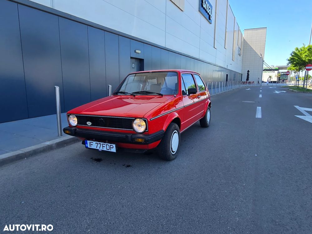Volkswagen Golf - 1