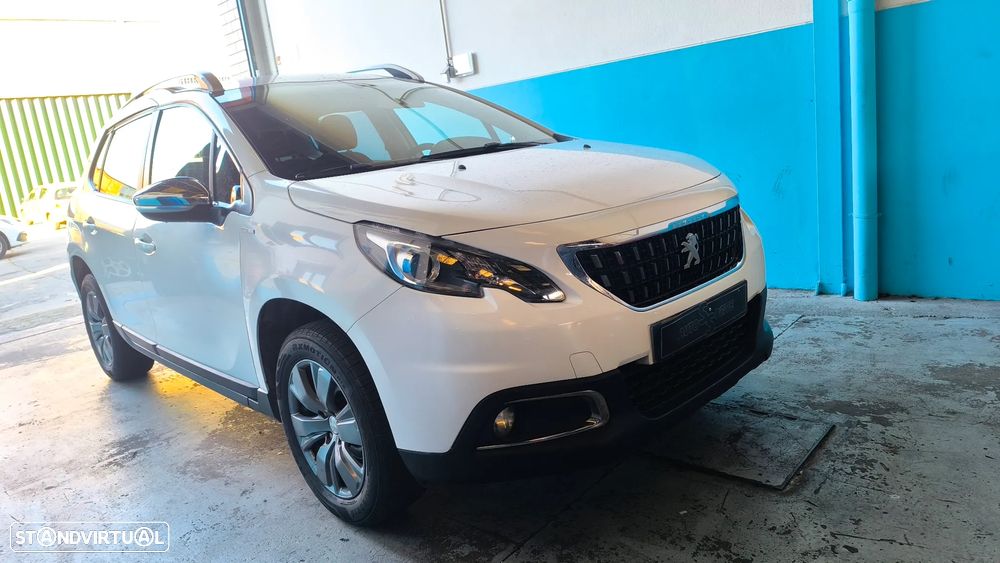 Peugeot 2008 1.6 BlueHDi Style - 2