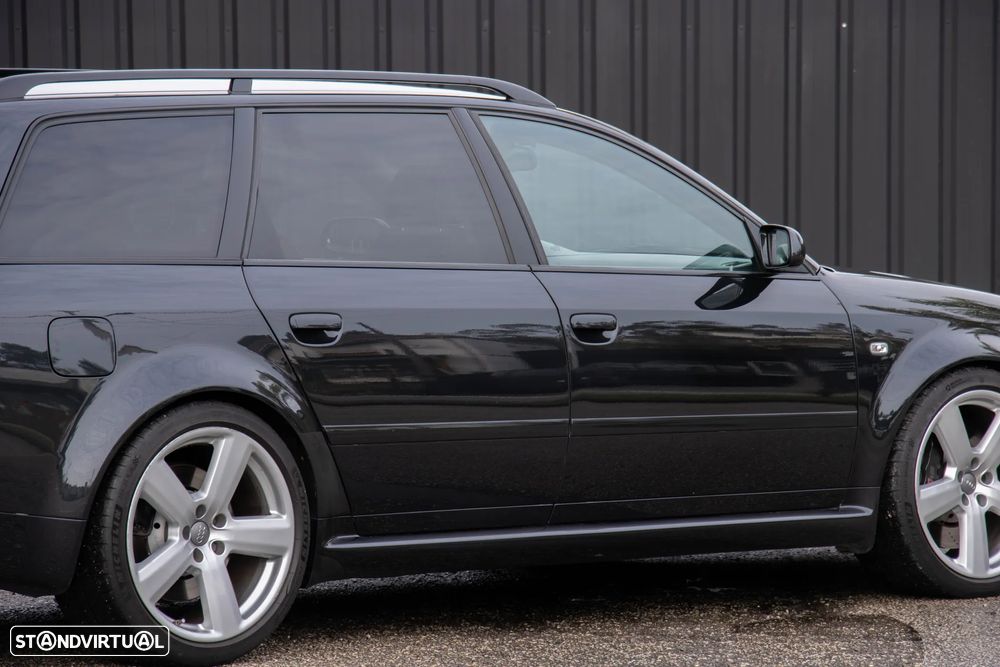 Audi RS6 Standard - 4