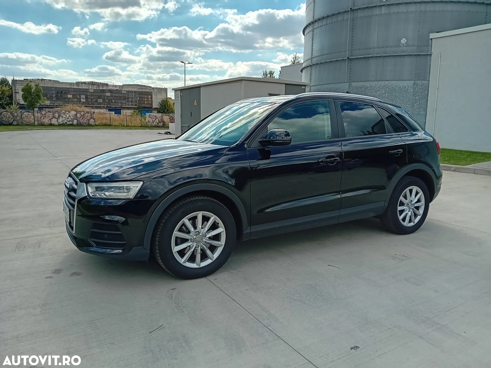 Audi Q3 2.0 TDI Quattro Stronic Design - 18