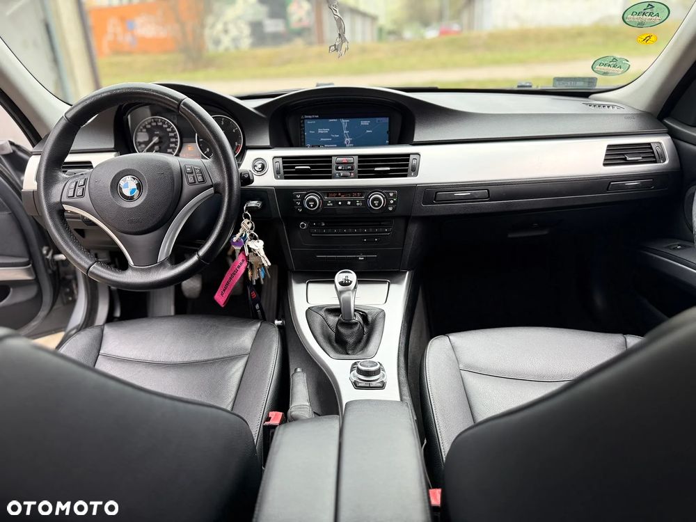 BMW Seria 3 320d - 9