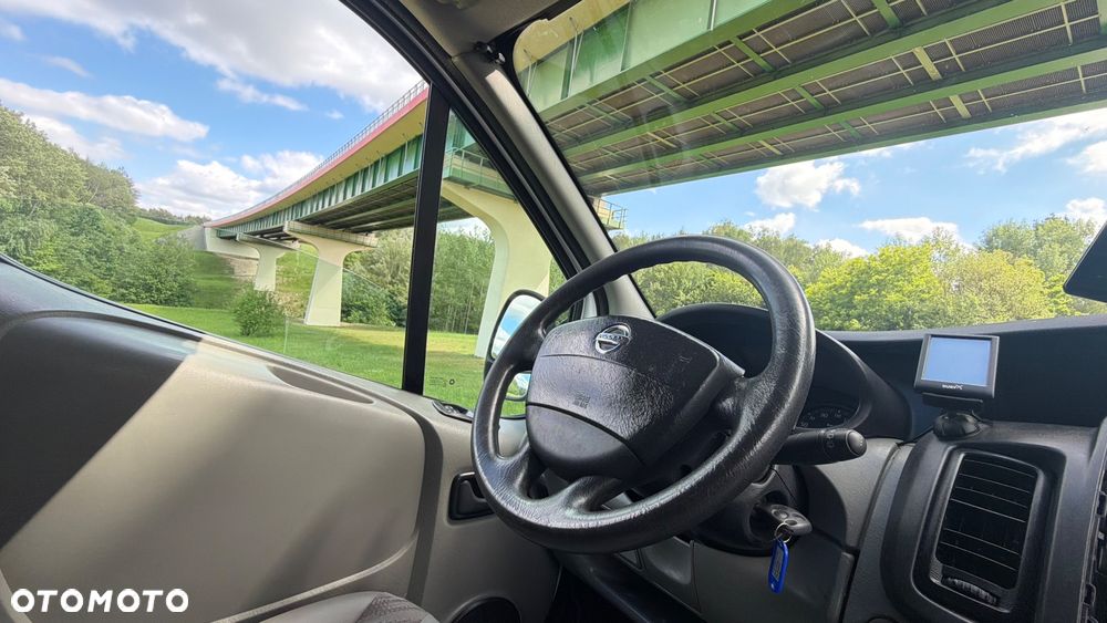 Nissan Primaster - 16
