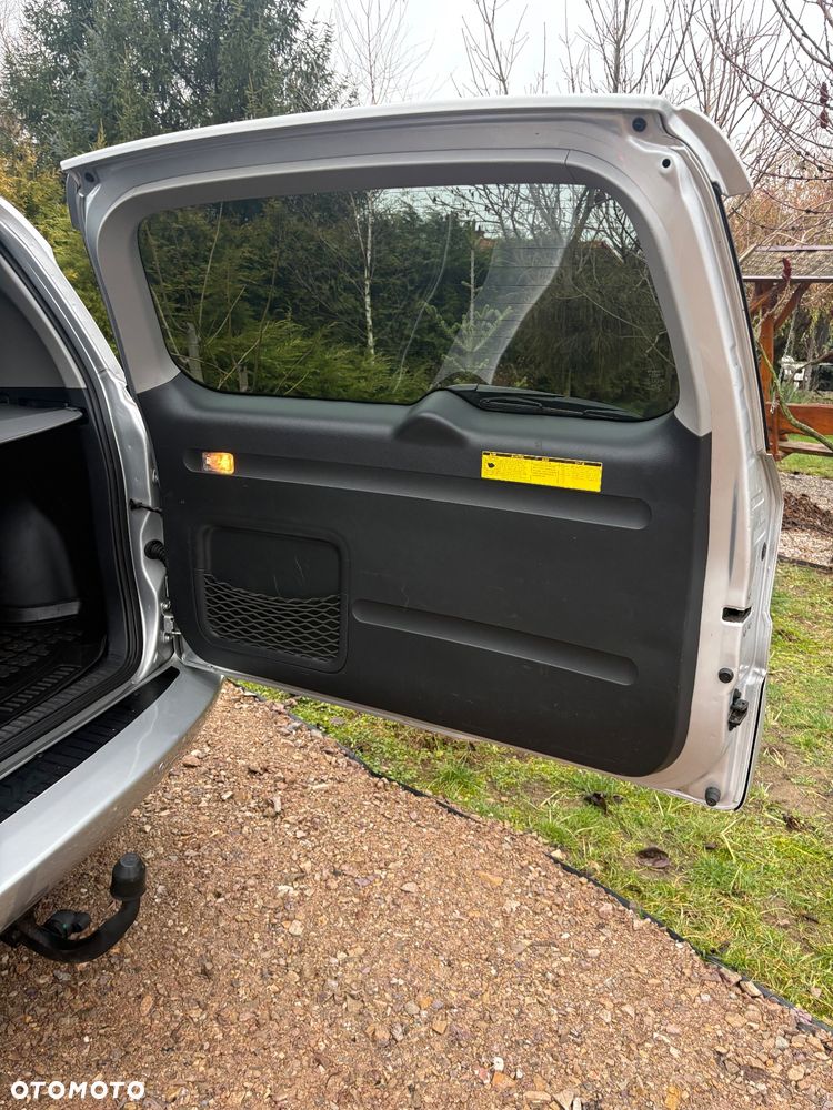 Toyota RAV4 2.2 D-4D Prestige - 34