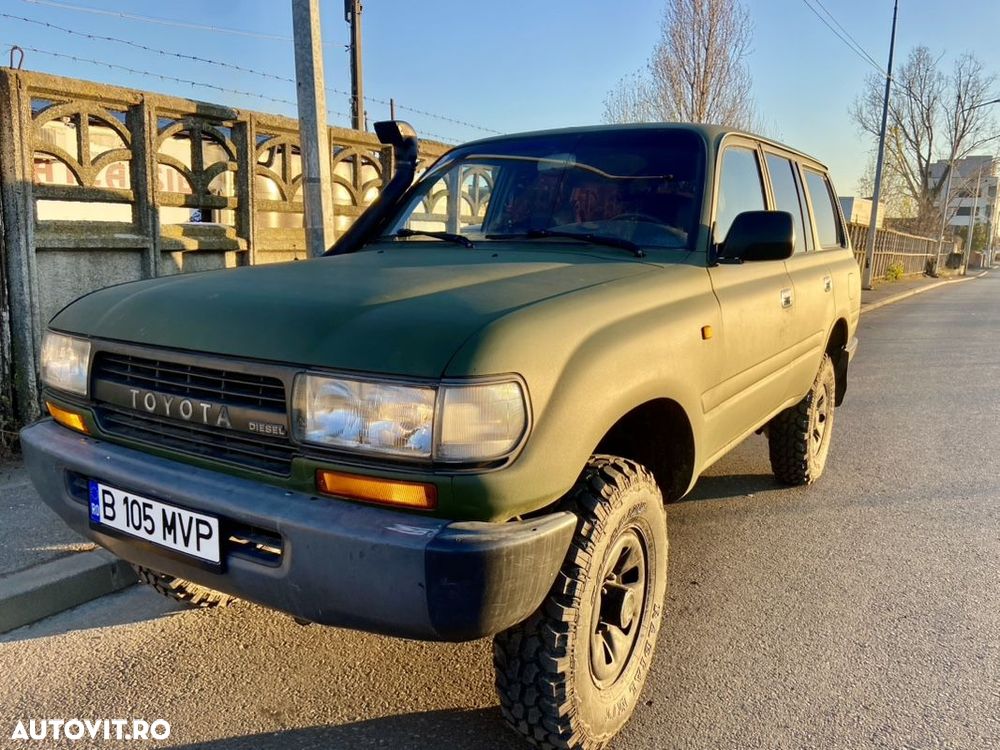 Toyota Land Cruiser - 14