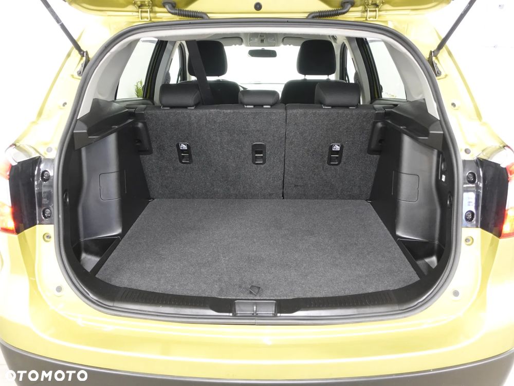Suzuki SX4 S-Cross 1.6 VVT 4x4 Comfort - 25