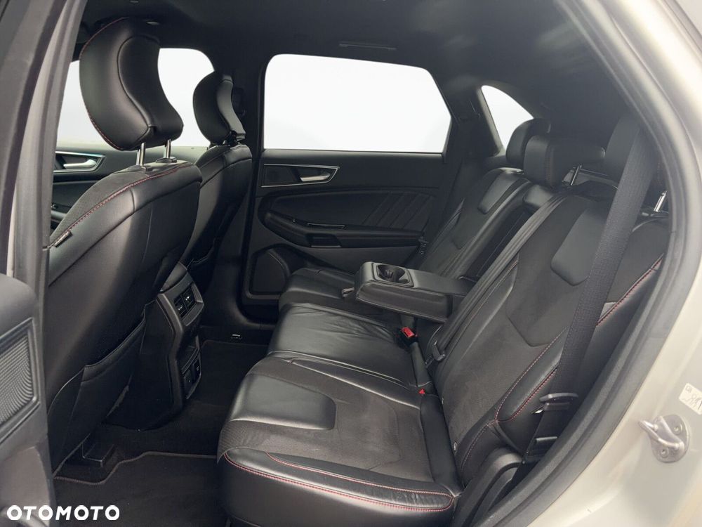 Ford Edge - 13