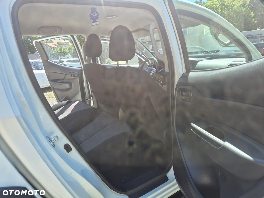 Mitsubishi L200 Pick Up 4x4 S&S Autm Double Cab Plus - 30