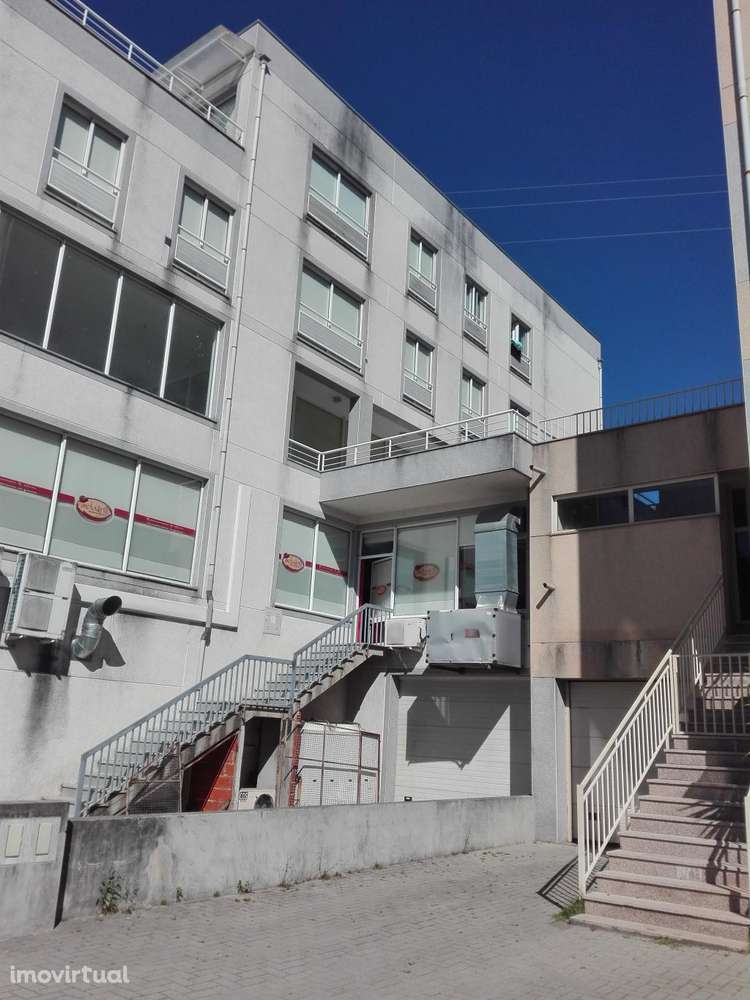 Loja - Celorico de Bastos - Grande imagem: 2/2