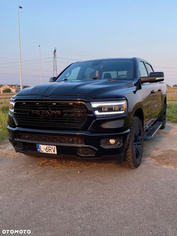 RAM 1500 5.7 Crew Cab Bighorn - 2