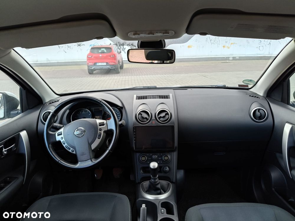 Nissan Qashqai 2.0 Visia - 8