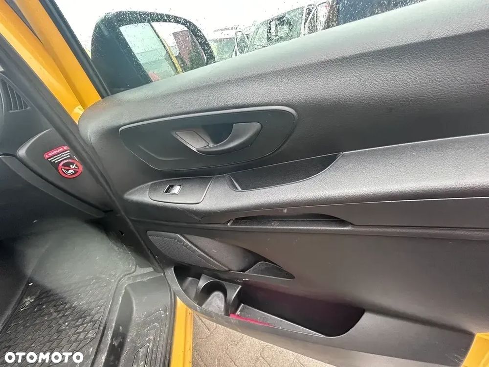 Mercedes-Benz vito - 11