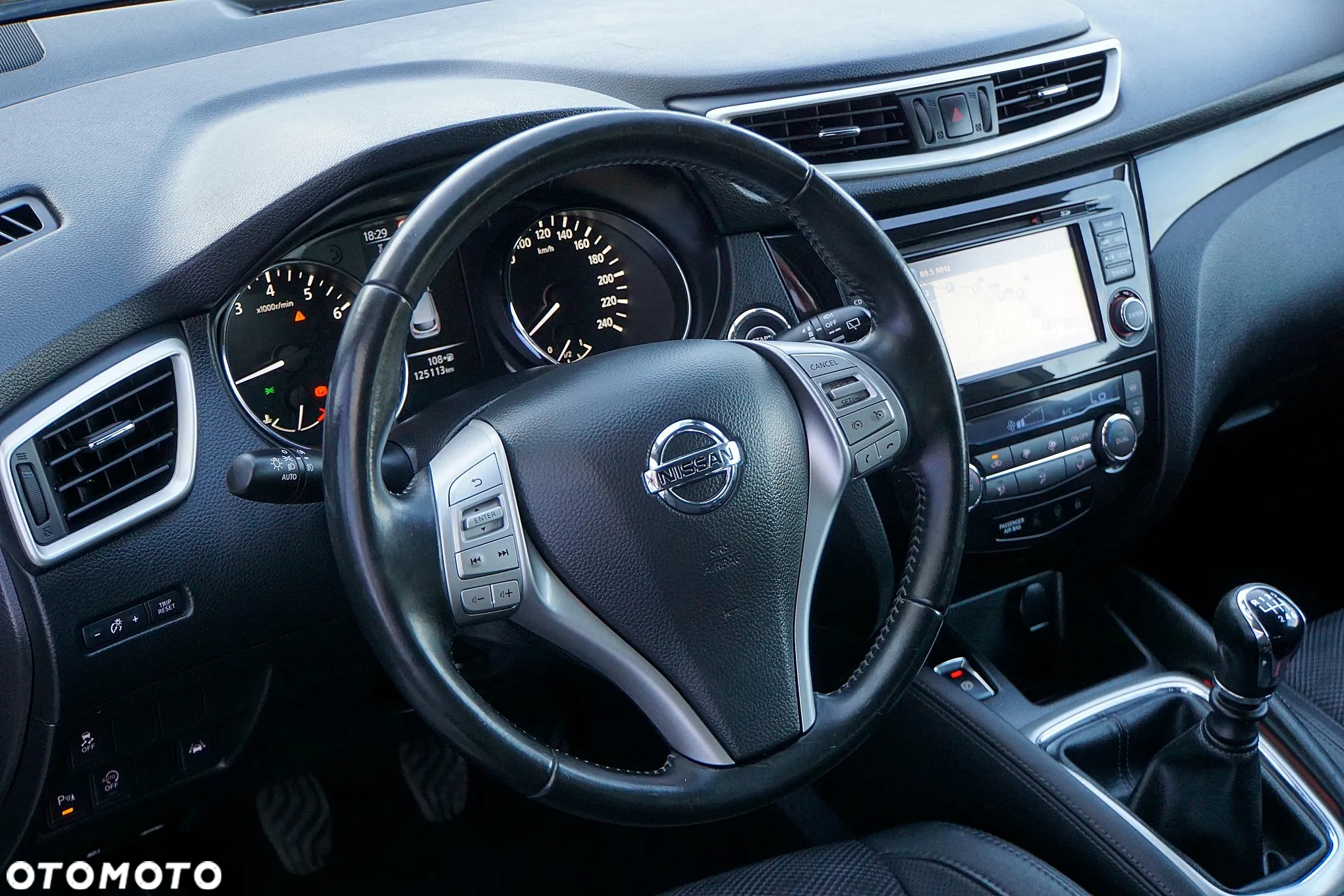 Nissan Qashqai 1.6 DIG-T Tekna+ - 27
