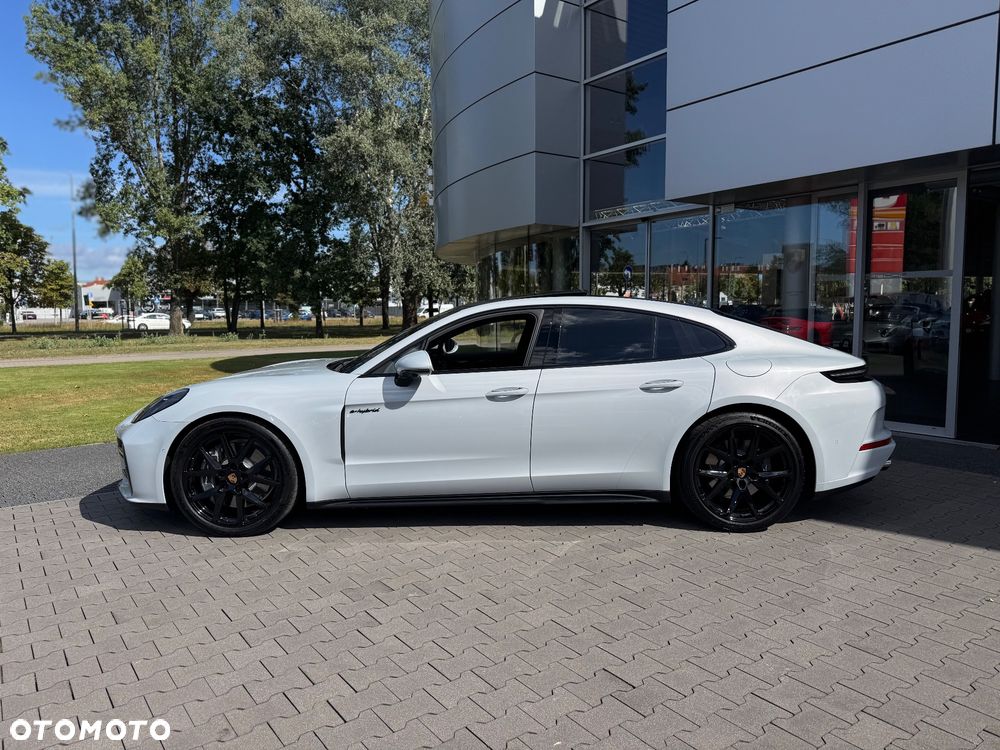 Porsche Panamera 4 E-Hybrid PHEV - 8
