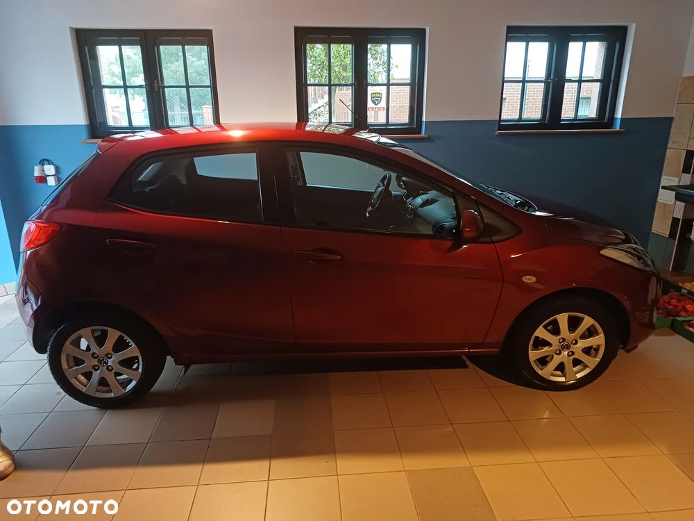 Mazda 2 1.5 Exclusive + - 9