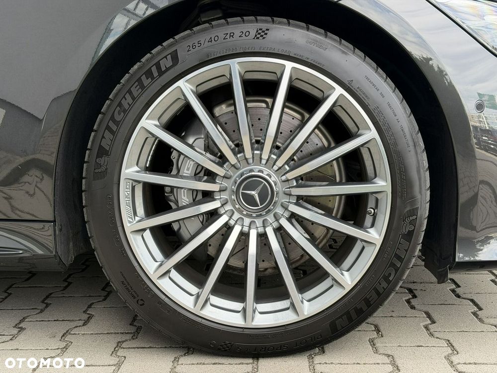 Mercedes-Benz AMG GT 43 4Matic+ 4D Speedshift TCT 9G - 19