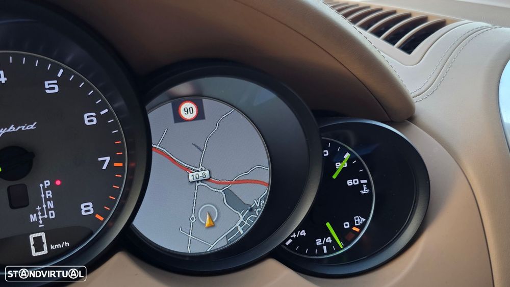 Porsche Cayenne S E-Hybrid Platinum Edition - 41