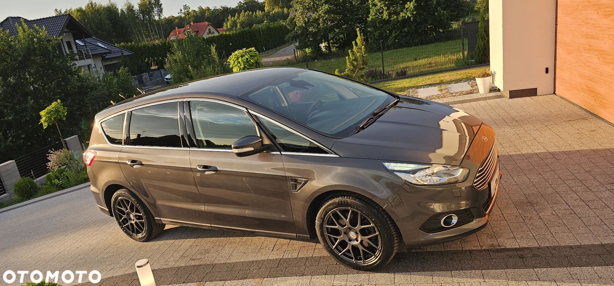 Ford S-Max 1.5 Eco Boost Start-Stopp Titanium - 1